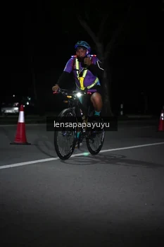Runner Photo 1865623