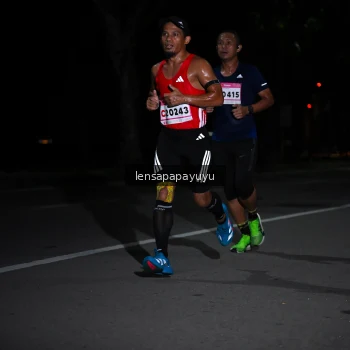 Runner Photo 1865625
