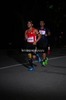 Runner Photo 1865627
