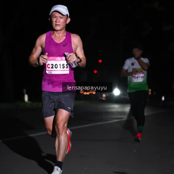 Runner Photo 1865676