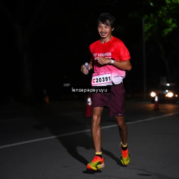 Runner Photo 1865680