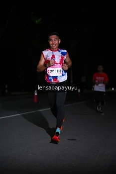 Runner Photo 1865697