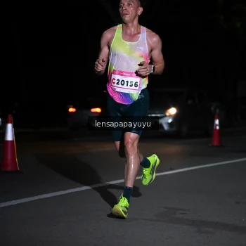Runner Photo 1865714