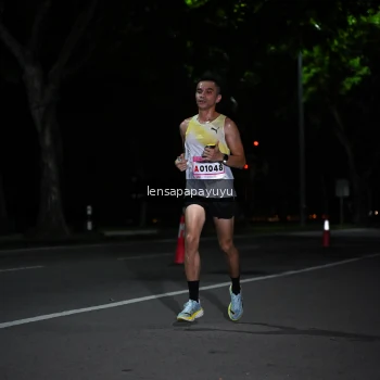 Runner Photo 1865724