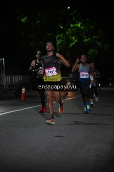 Runner Photo 1865771