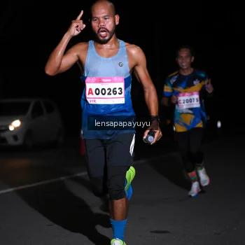 Runner Photo 1865783