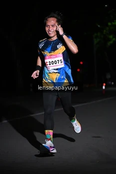 Runner Photo 1865787