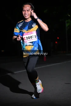 Runner Photo 1865789