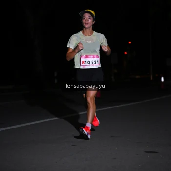 Runner Photo 1865796