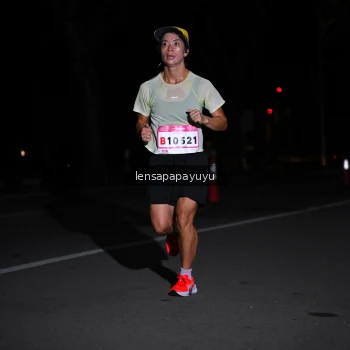 Runner Photo 1865797