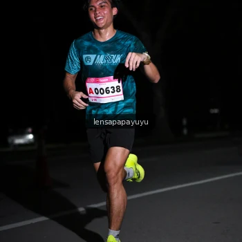 Runner Photo 1865814