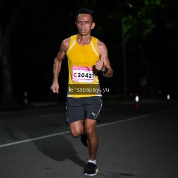 Runner Photo 1865823