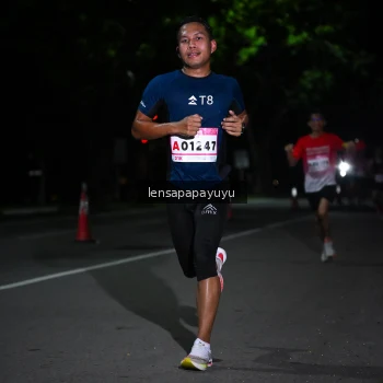 Runner Photo 1865824