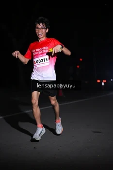 Runner Photo 1865842