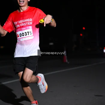 Runner Photo 1865844