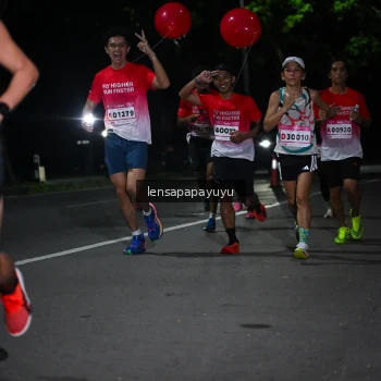 Runner Photo 1865845