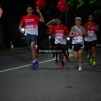 Runner Photo 1865846