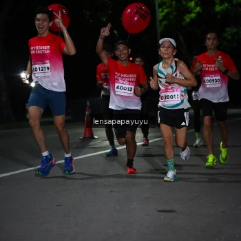 Runner Photo 1865849