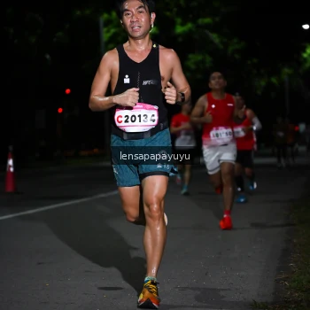 Runner Photo 1865867