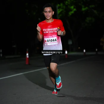 Runner Photo 1865874