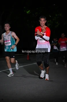 Runner Photo 1865901