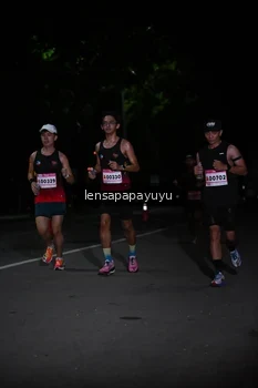 Runner Photo 1865940