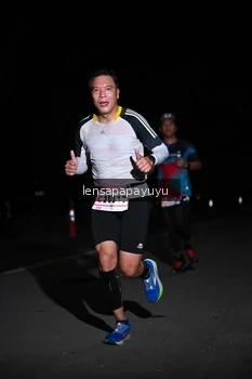 Runner Photo 1865972