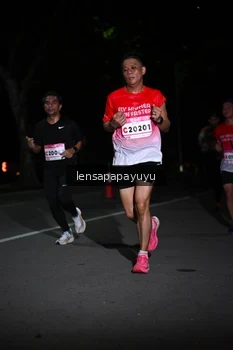 Runner Photo 1865986