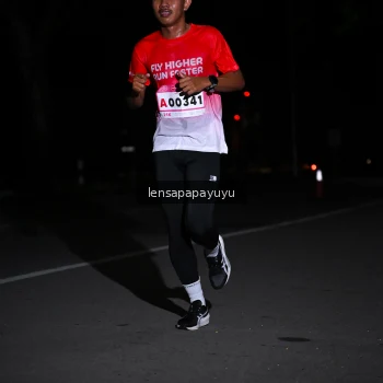 Runner Photo 1865994