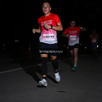 Runner Photo 1865999