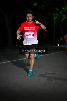 Runner Photo 1866002