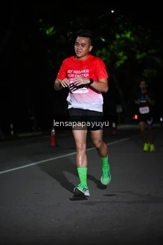 Runner Photo 1866043