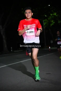 Runner Photo 1866046