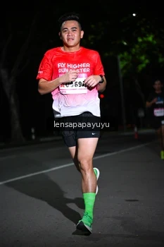 Runner Photo 1866048