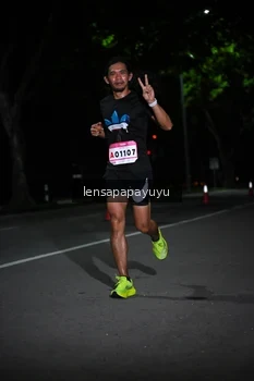 Runner Photo 1866051