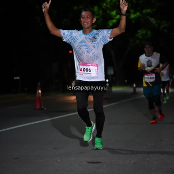Runner Photo 1866076