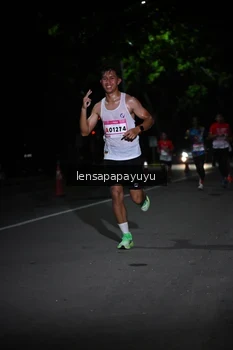 Runner Photo 1866096