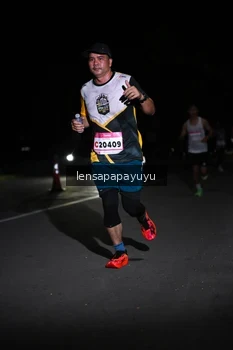 Runner Photo 1866097