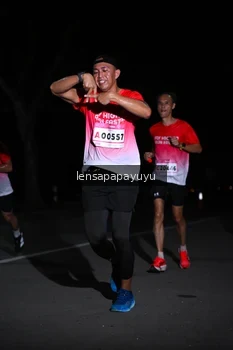 Runner Photo 1866109