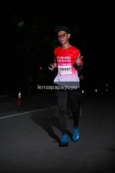 Runner Photo 1866114