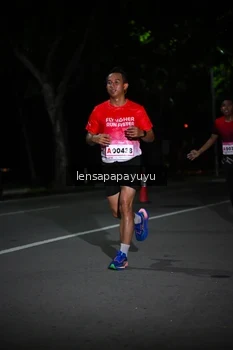 Runner Photo 1866129