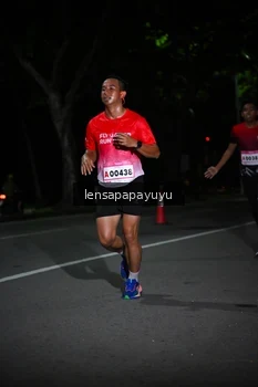 Runner Photo 1866130