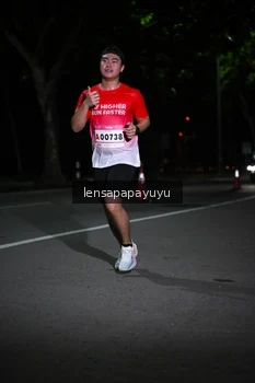 Runner Photo 1866184