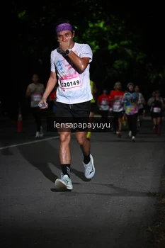 Runner Photo 1866196