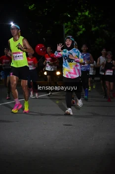 Runner Photo 1866206