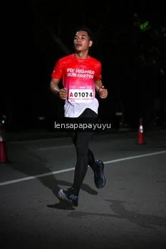 Runner Photo 1866349
