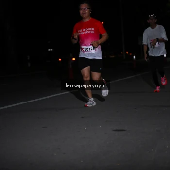 Runner Photo 1866350