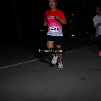 Runner Photo 1866356