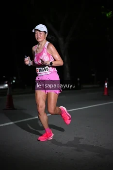 Runner Photo 1866371