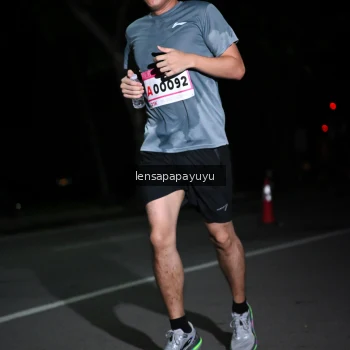 Runner Photo 1866383